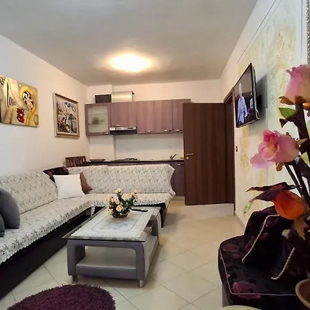 Dom wakacyjny Holiday Apartment Shengjin Shëngjin