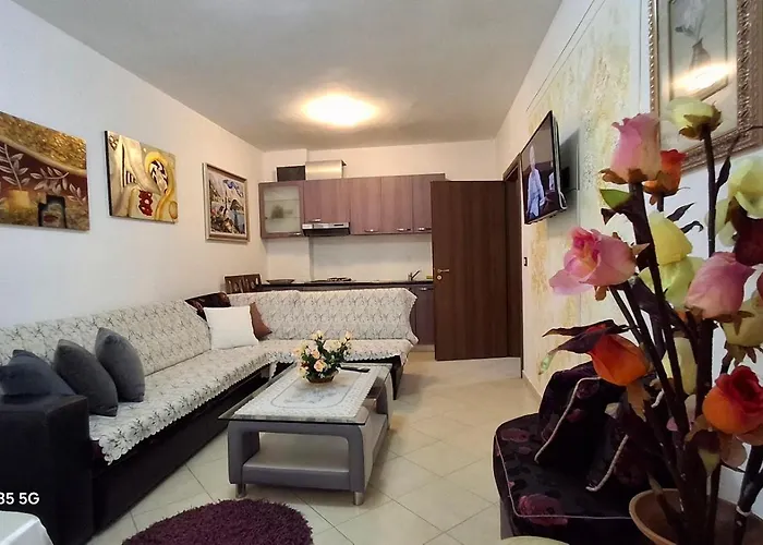 Dom wakacyjny Holiday Apartment Shengjin Shëngjin